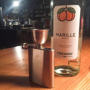 Freihof Marillen Schnaps